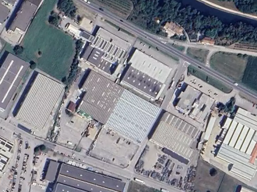 Immagine 6 di Capannone industriale in vendita  in Via Feltrina a Pederobba