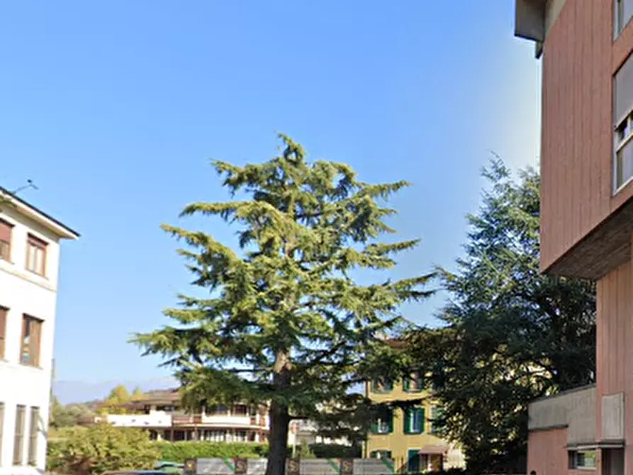 Immagine 7 di Appartamento in vendita  in Piazzale Colonnello Lorenzini a Darfo Boario Terme
