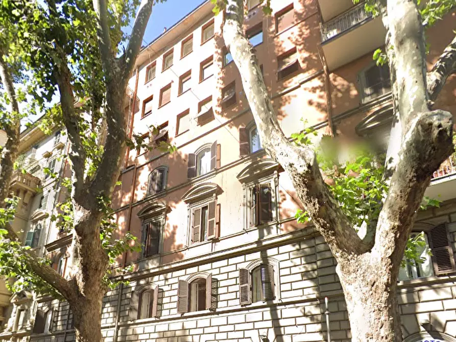 Immagine 1 di Appartamento in vendita  in V.le Regina Margherita a Roma