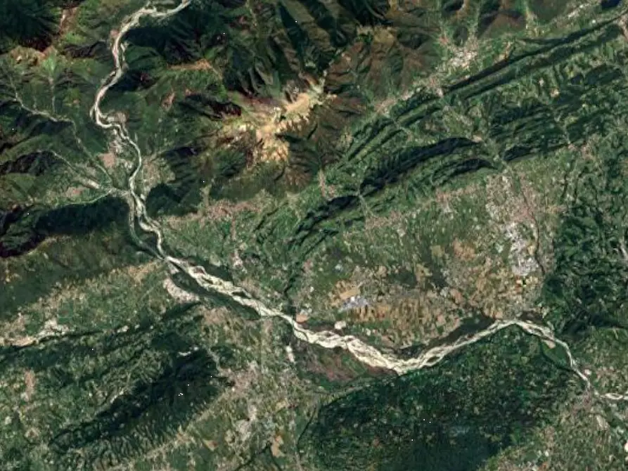 Immagine 14 di Negozio in vendita  in Via Feltrina a Pederobba
