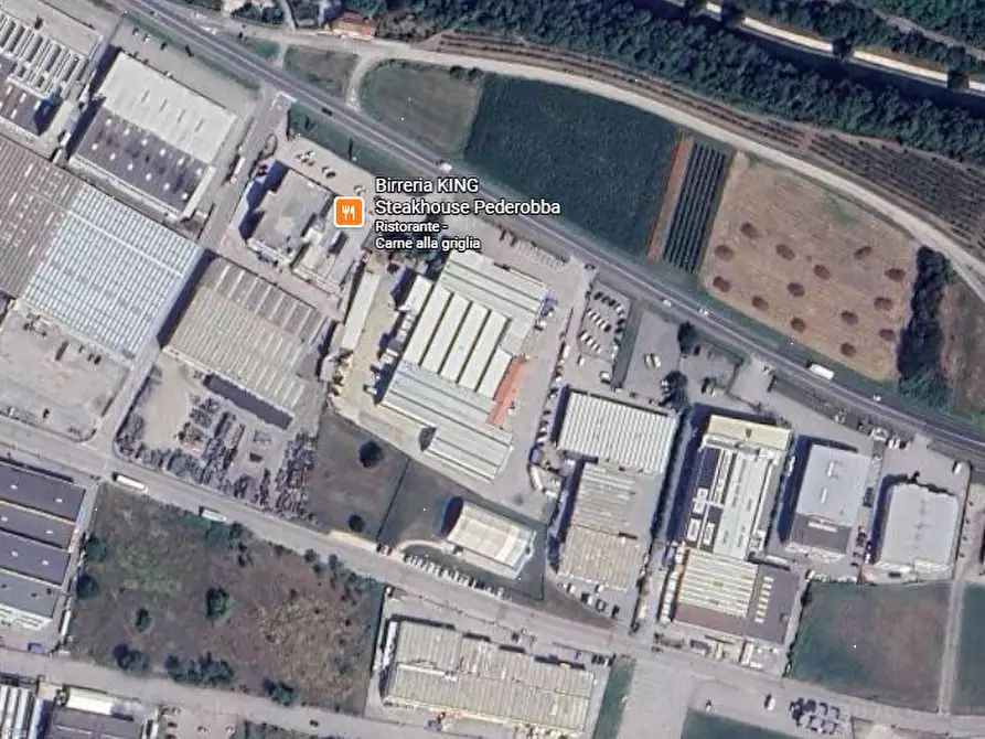 Immagine 16 di Negozio in vendita  in Via Feltrina a Pederobba