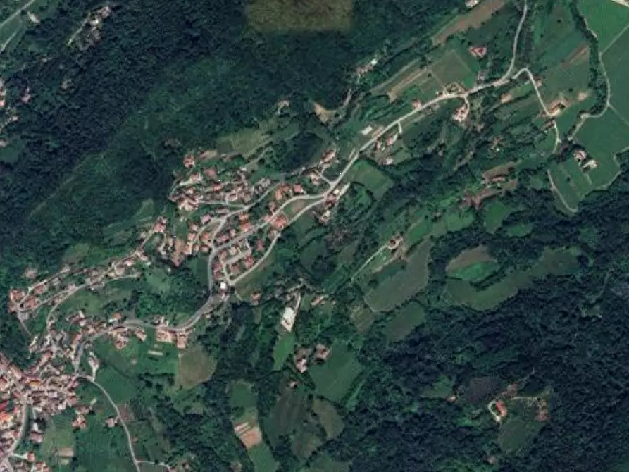 Immagine 13 di Terreno edificabile in vendita  in Via Giuseppe Verdi a Tarzo