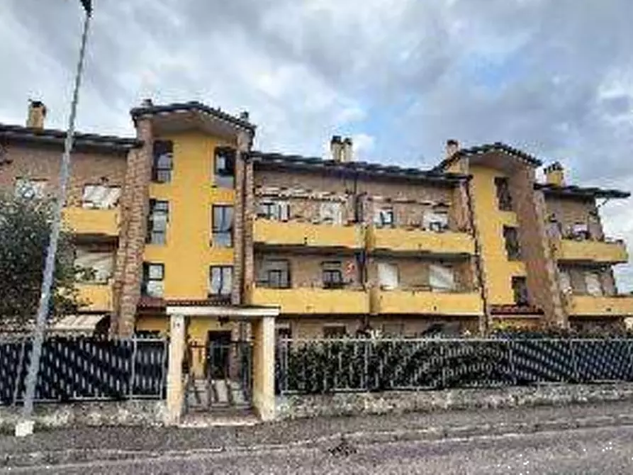 Immagine 1 di Appartamento in vendita  in via Alberto da Giussano a Desio