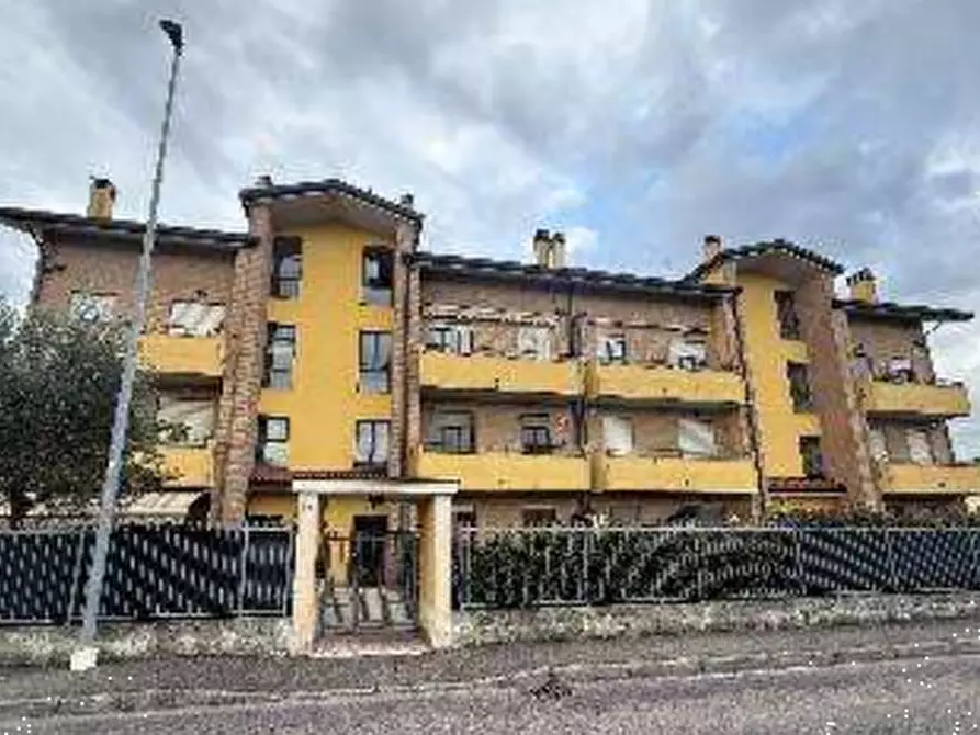 Immagine 5 di Appartamento in vendita  in via Alberto da Giussano a Desio