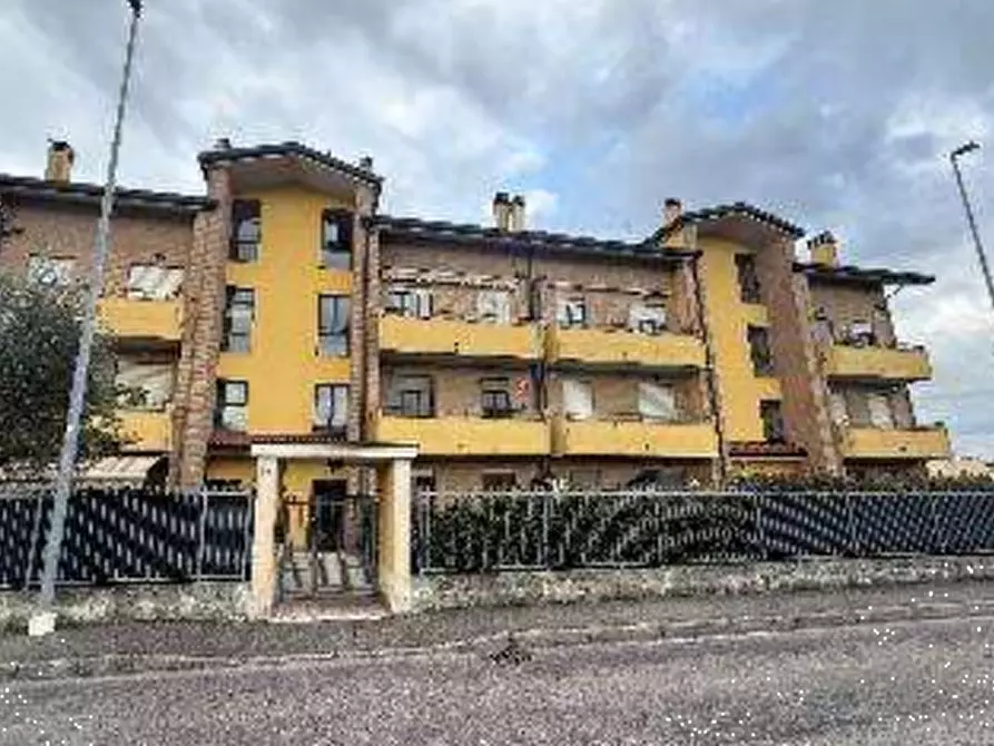 Immagine 3 di Appartamento in vendita  in via Alberto da Giussano a Desio