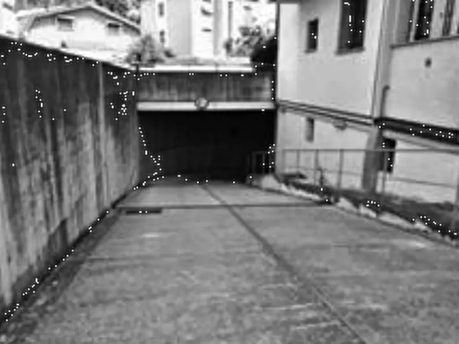Immagine 3 di Garage in vendita  in Via Dante a Brugherio
