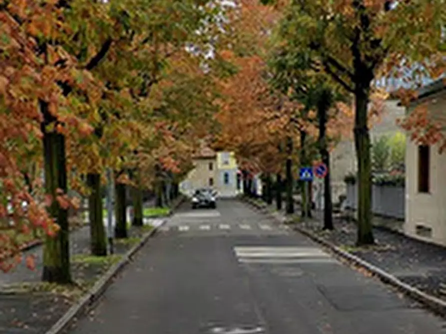 Immagine 5 di Garage in vendita  in Via Dante a Brugherio