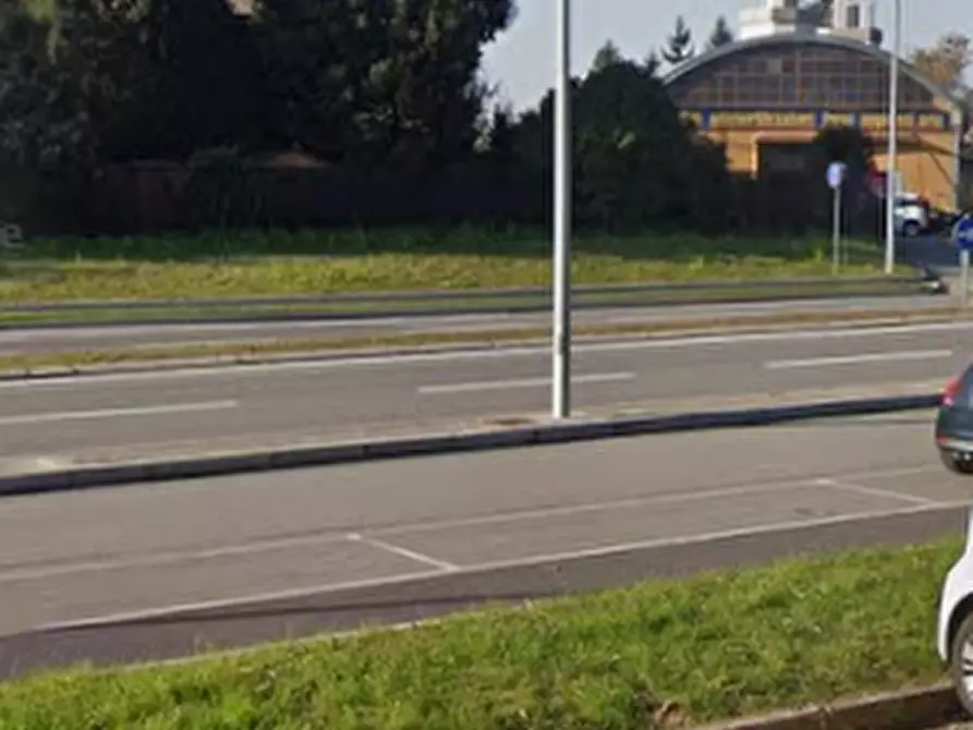 Immagine 11 di Ufficio in vendita  in Via Prealpi a Giussano