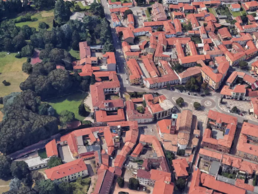 Immagine 8 di Negozio in vendita  in Via Vincenzo Monti a Busto Garolfo