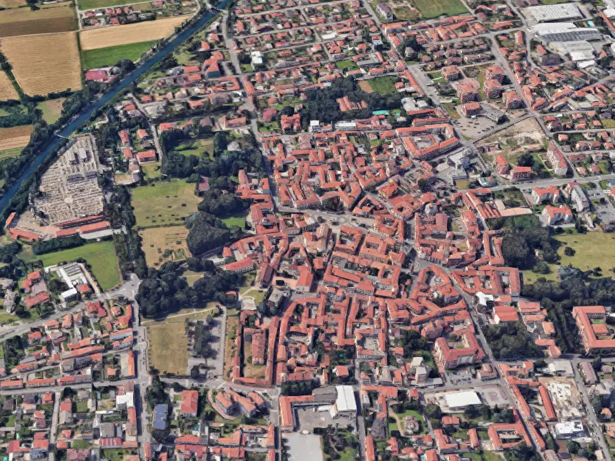 Immagine 11 di Negozio in vendita  in Via Vincenzo Monti a Busto Garolfo