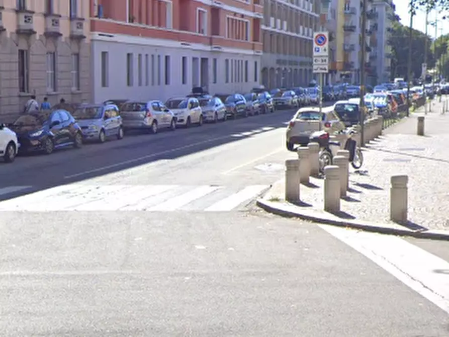 Immagine 10 di Appartamento in vendita  in Piazza Prealpi  a Milano