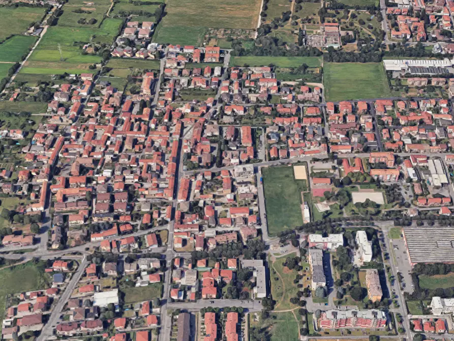 Immagine 5 di Garage in vendita  in Via Pirandello a Seregno