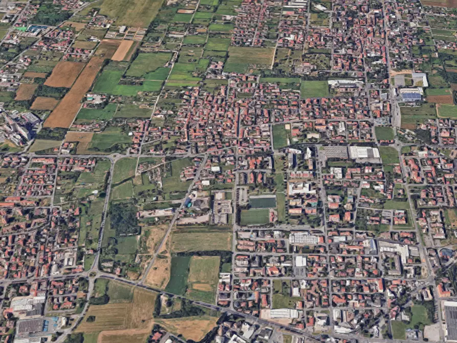 Immagine 8 di Garage in vendita  in Via Pirandello a Seregno