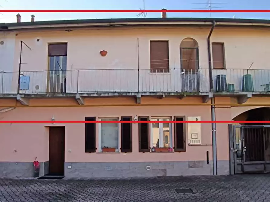 Immagine 5 di Appartamento in vendita  in Via Palestro a Busto Arsizio