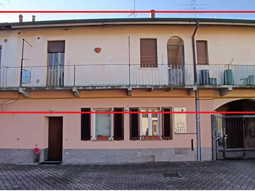 Immagine 6 di Appartamento in vendita  in Via Palestro a Busto Arsizio
