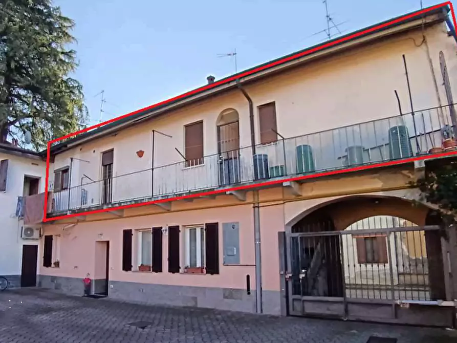Immagine 7 di Appartamento in vendita  in Via Palestro a Busto Arsizio
