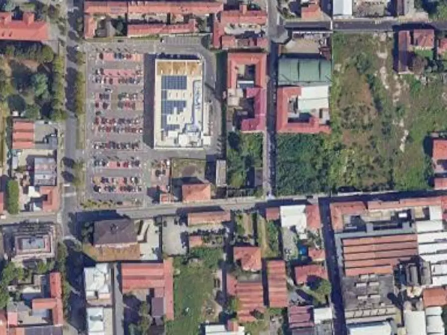 Immagine 10 di Appartamento in vendita  in Via Palestro a Busto Arsizio