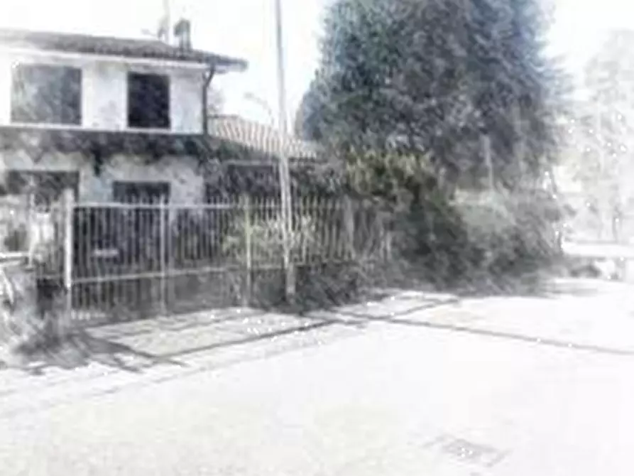 Immagine 1 di Villa in vendita  in Via Maria Rossi a Casaletto Lodigiano