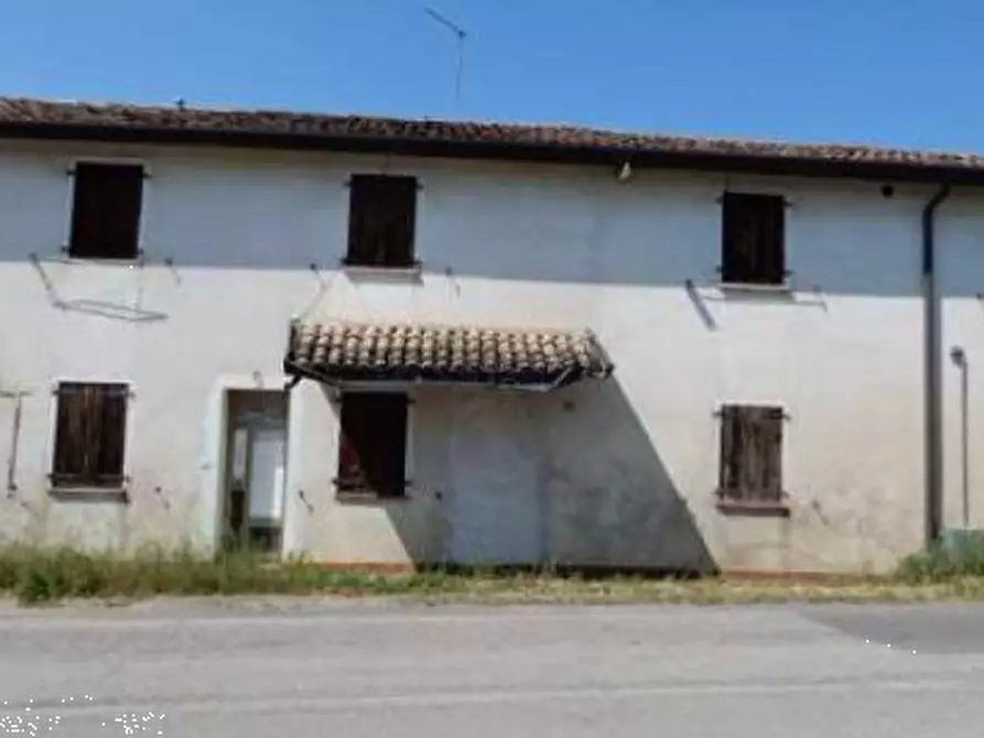 Immagine 1 di Casa indipendente in vendita  in via Marangona a Loria