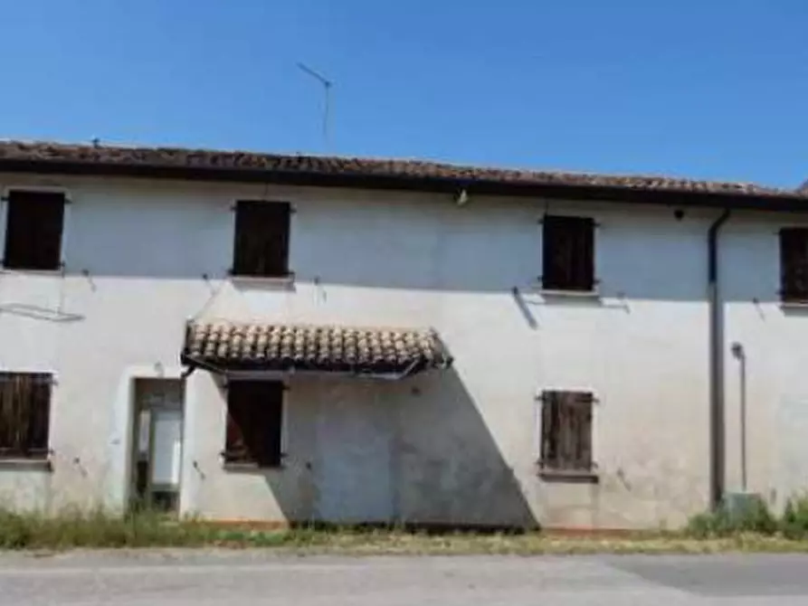Immagine 3 di Casa indipendente in vendita  in via Marangona a Loria