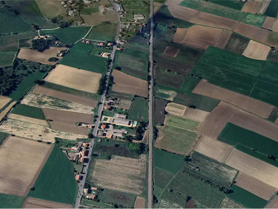 Immagine 5 di Negozio in vendita  in via Emilia a Torricella Verzate