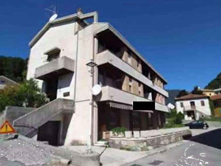 Immagine 1 di Negozio in vendita  in via Rujo a Tarzo