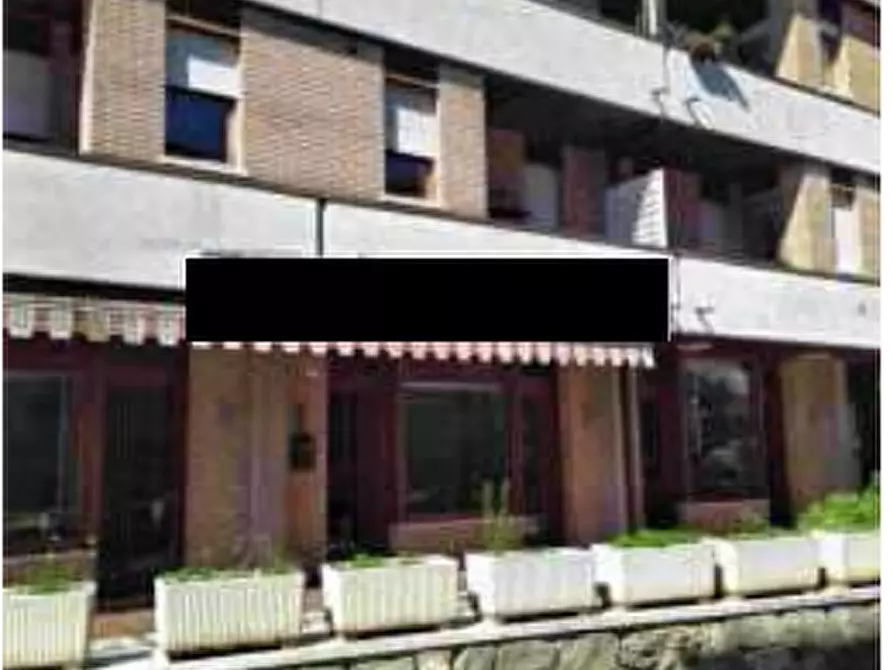 Immagine 4 di Negozio in vendita  in via Rujo a Tarzo