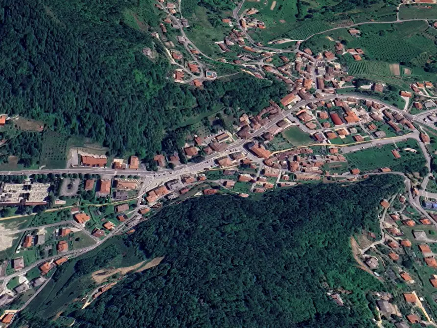 Immagine 9 di Negozio in vendita  in via Rujo a Tarzo