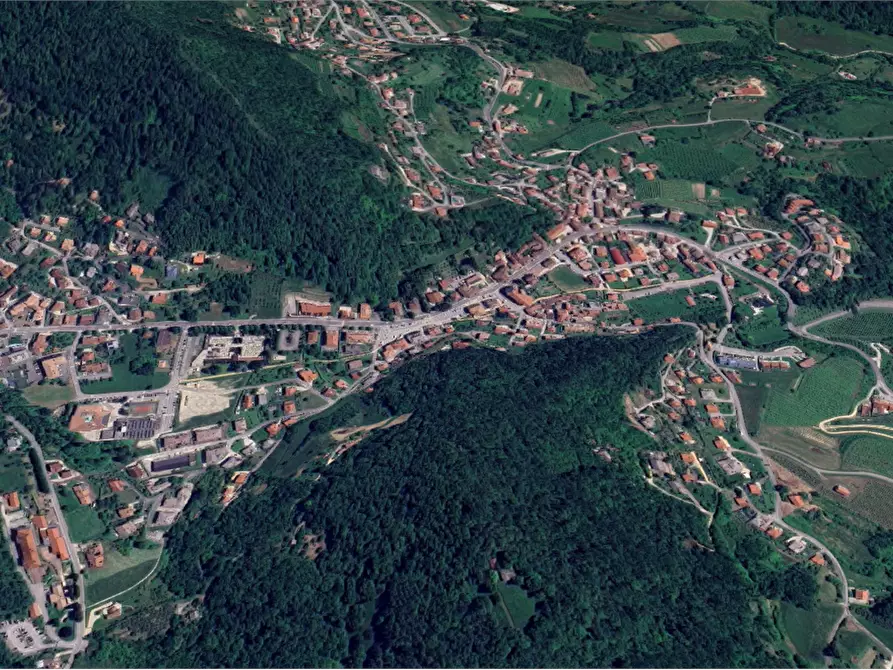 Immagine 11 di Negozio in vendita  in via Rujo a Tarzo