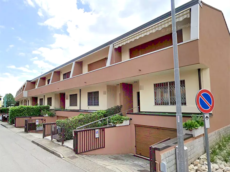 Immagine 6 di Villetta a schiera in vendita  in Via San Rocco a Liscate
