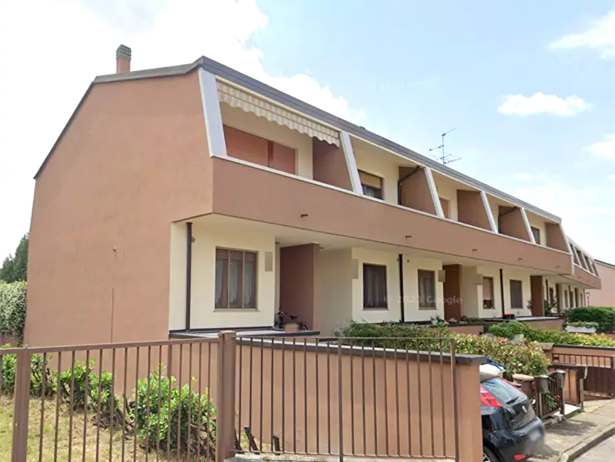 Immagine 7 di Villetta a schiera in vendita  in Via San Rocco a Liscate
