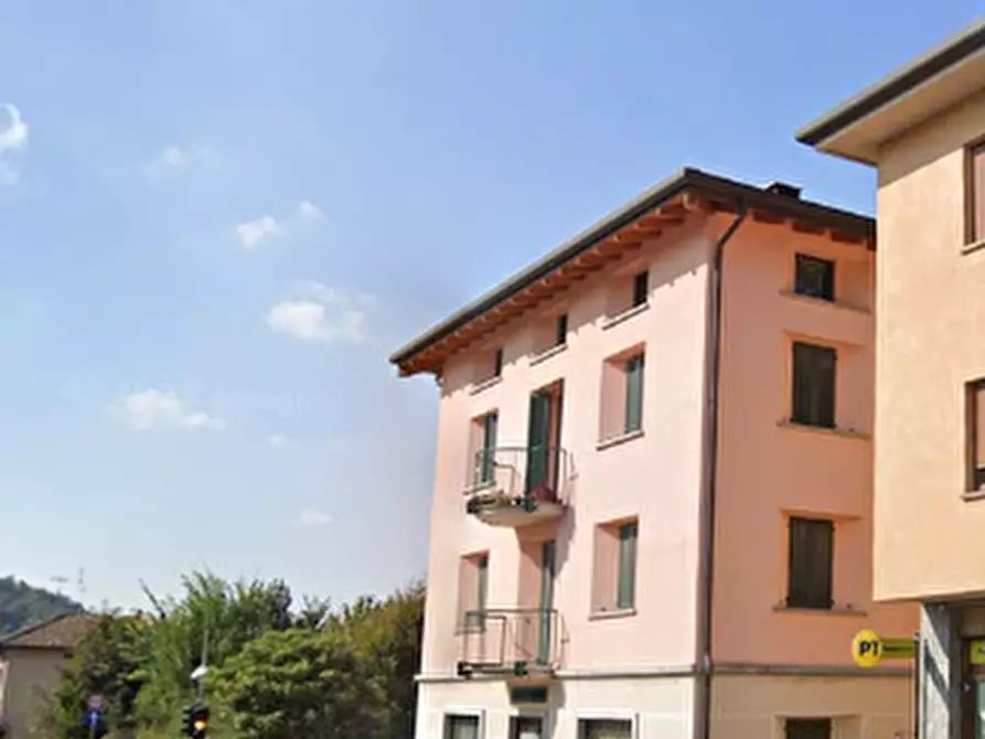Immagine 14 di Appartamento in vendita  in Via Andrea Appiani, a Merone