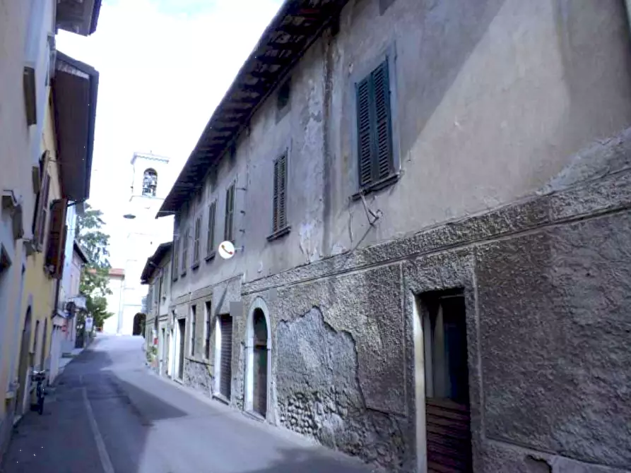 Immagine 5 di Appartamento in vendita  in Via Cesare Battisti a Pontoglio
