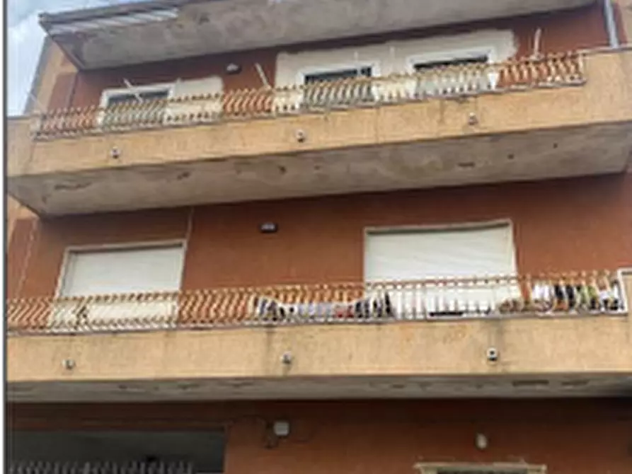 Immagine 2 di Appartamento in vendita  in Via Emilio Salgari a Mondragone