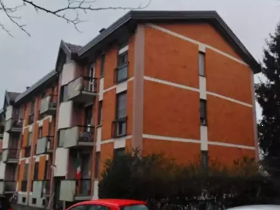 Immagine 1 di Appartamento in vendita  in Via Calabria a Lodi