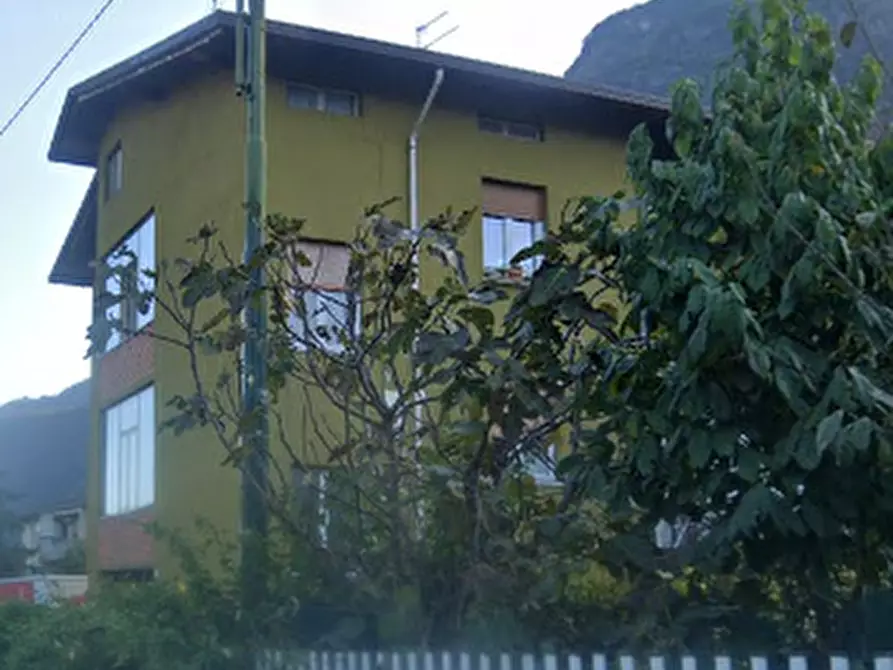 Immagine 19 di Appartamento in vendita  in Via Giuseppe Mazzini a Darfo Boario Terme