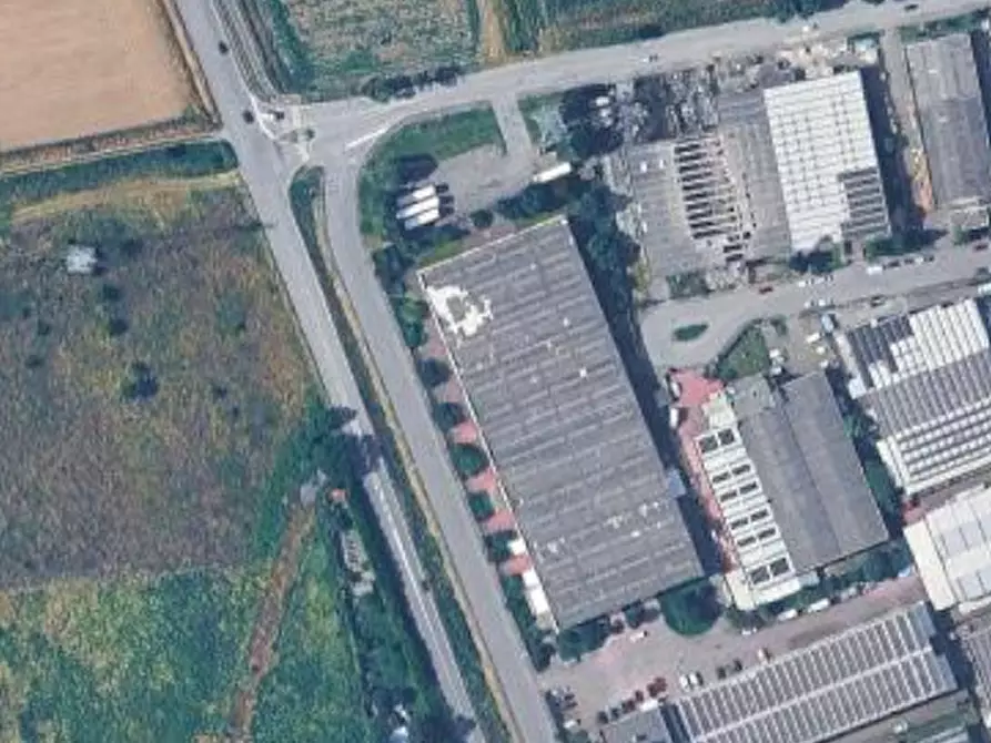 Immagine 1 di Capannone industriale in vendita  in Via Privata Sicilia a Lodi Vecchio