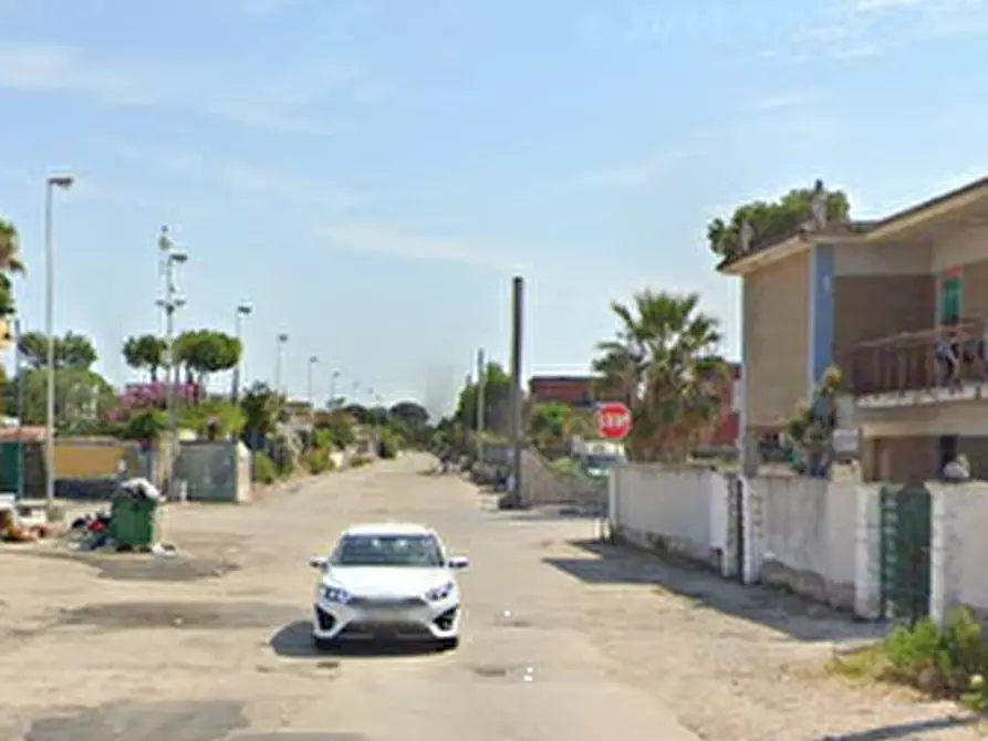 Immagine 5 di Appartamento in vendita  in Viale Fiume Serio a Castel Volturno