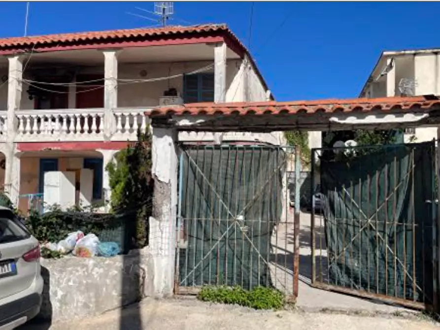 Immagine 20 di Appartamento in vendita  in Viale Fiume Serio a Castel Volturno