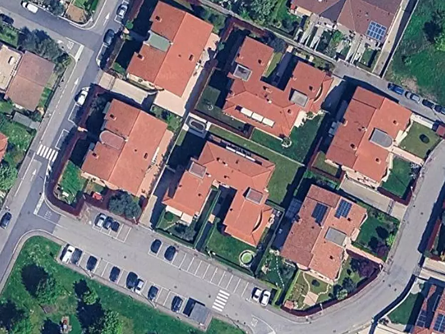 Immagine 7 di Appartamento in vendita  in Via Montenero a Rovato