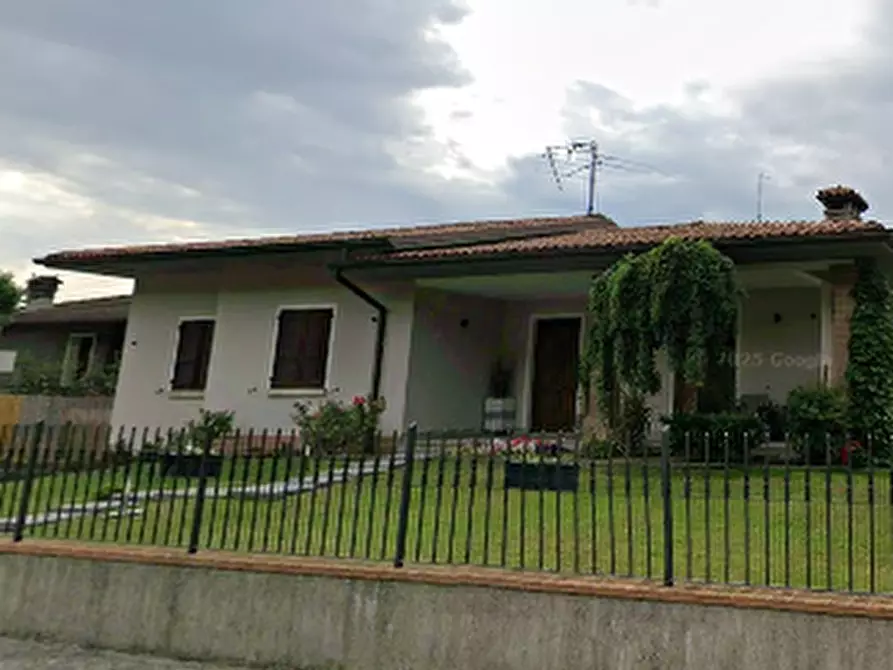 Immagine 11 di Villa in vendita  in Via Ragazzi del '99 a Capriano Del Colle