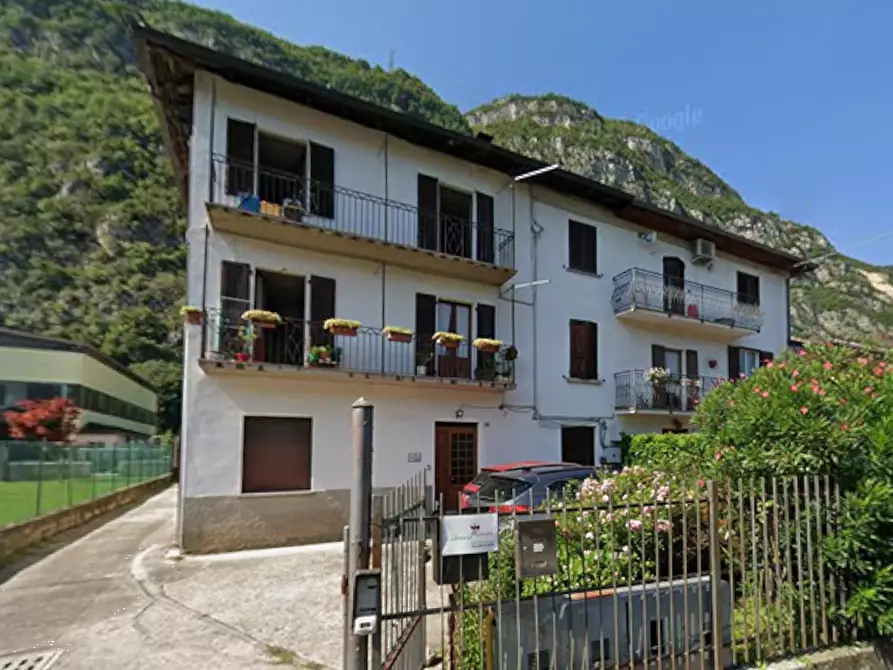 Immagine 3 di Porzione di casa in vendita  in Via Sicula a Cividate Camuno