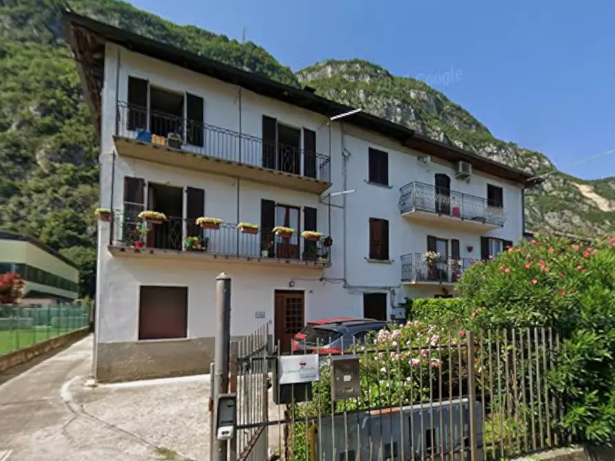 Immagine 6 di Porzione di casa in vendita  in Via Sicula a Cividate Camuno