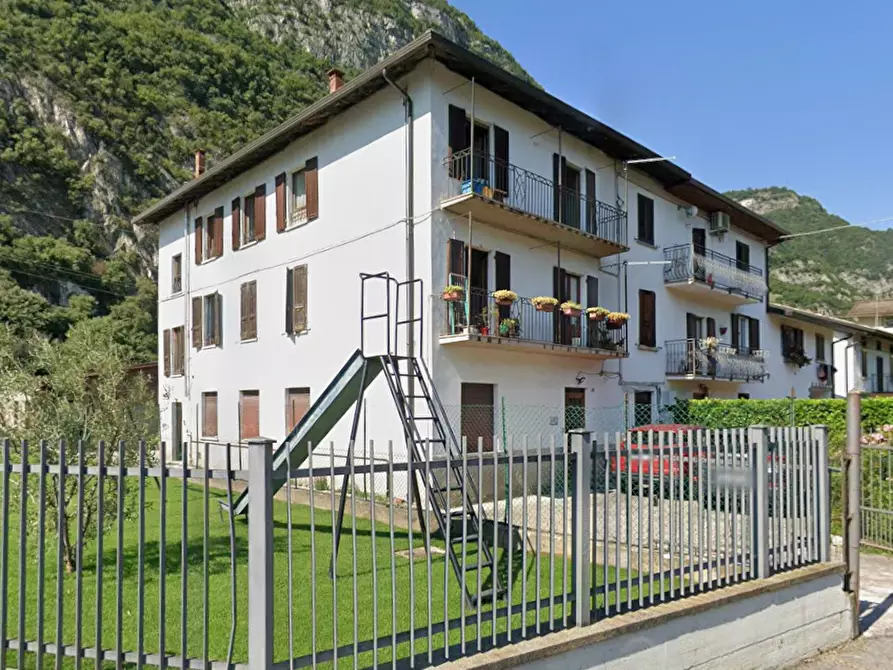 Immagine 9 di Porzione di casa in vendita  in Via Sicula a Cividate Camuno