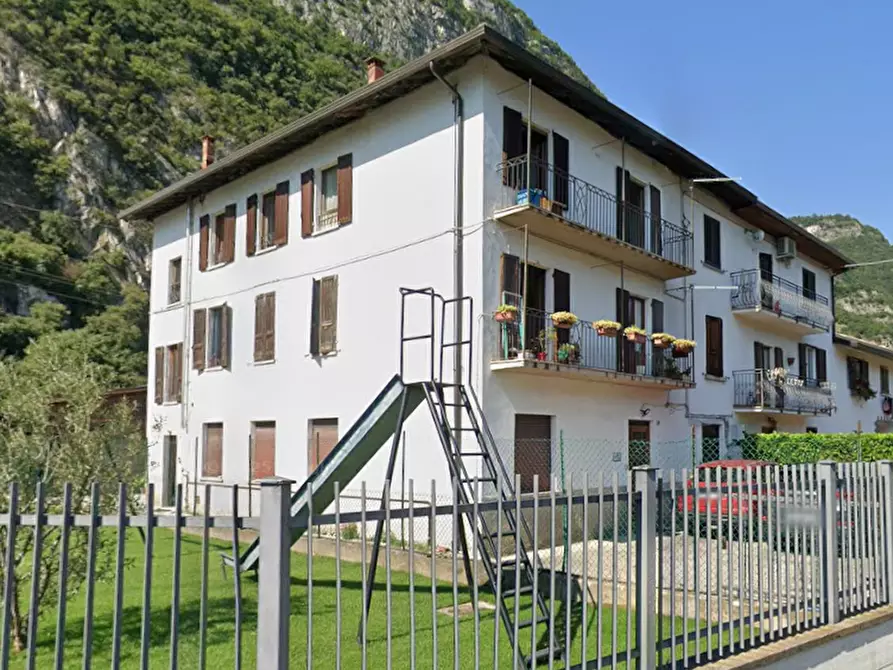 Immagine 11 di Porzione di casa in vendita  in Via Sicula a Cividate Camuno