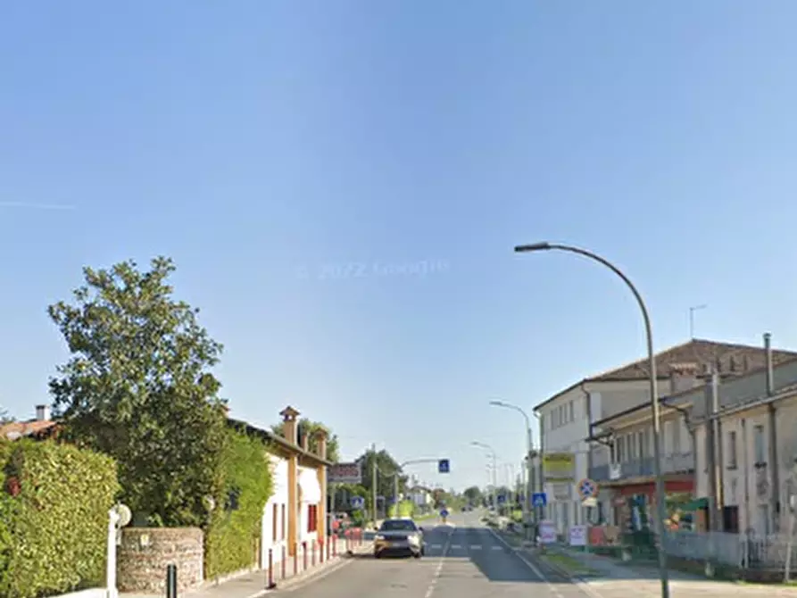 Immagine 5 di Casa indipendente in vendita  in Via Roma a Altivole