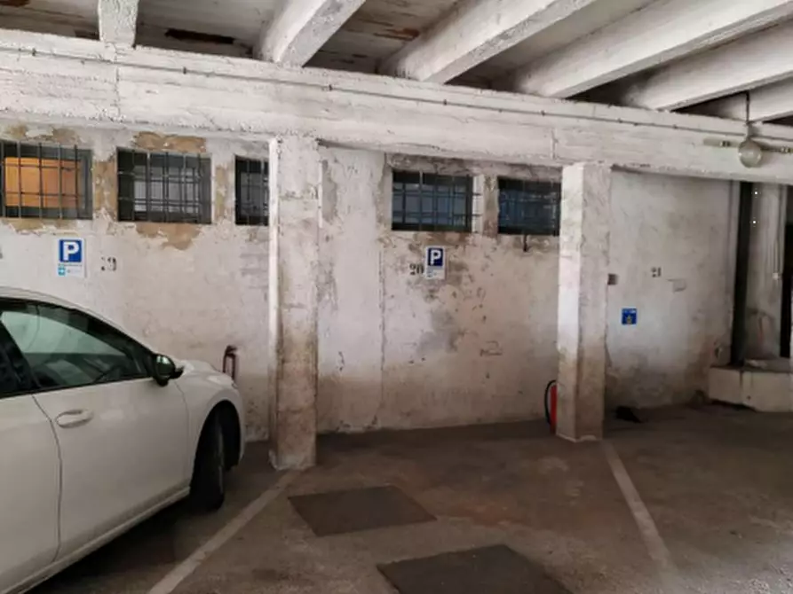 Immagine 4 di Appartamento in vendita  in Viale Italia a Conegliano