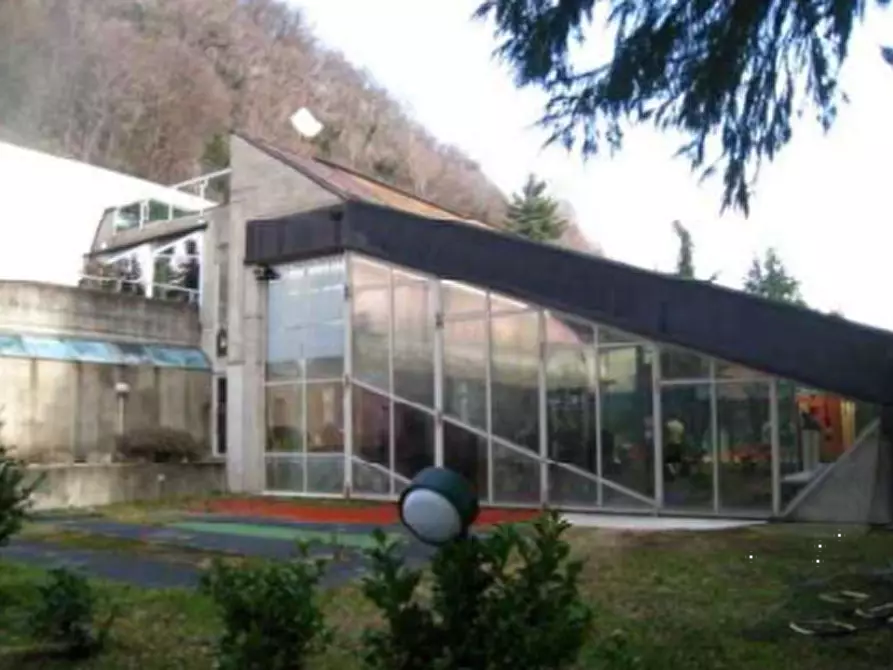 Immagine 2 di Capannone industriale in vendita  in Via Gaetano Previati a Induno Olona