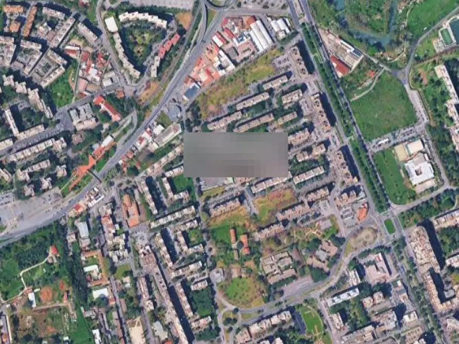 Immagine 1 di Garage in vendita  in Via di Grotta di Gregna a Roma