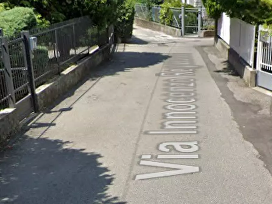 Immagine 7 di Appartamento in vendita  in Via Innocenzo Regazzoni a Como
